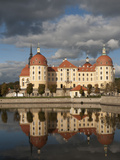 Baroque Moritzburg Castle and Reflections in Lake  Mortizburg  Sachsen  Germany  Europe