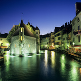Canal and Palais De L`Ile at Dusk  Annecy  Lake Annecy  Rhone Alpes  France  Europe