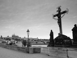 Dawn View of Charles Bridge and Prague Castle  Prague  Czech Republic