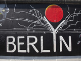 Eastside Gallery (Berlin Wall)  Muhlenstrasse  Berlin  Germany
