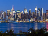 Manhattan  View of Midtown Manhattan across the Hudson River  New York  USA