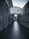 Bridge of Sighs  Doge's Palace  Venice  Italy