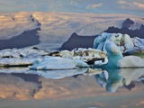 Glacier Lagoon at Sunrise  Iceland