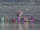 Indian Women Bathing and Washing Clothes  Lake Pichola  Udaipur  India