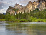 Bridalveil Falls  the Three Brothers  and the Merced River  Yosemite National Park  California  USA