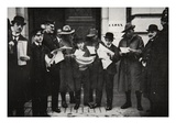 War Loans: Early Applicants with Prospectuses  Illustration from 'The Illustrated War News'