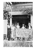 Suffragettes Displeased over Women's Party Platform