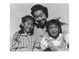 Mrs Nakamura and 2 Daughters (Joyce Yuki and Louise Tami