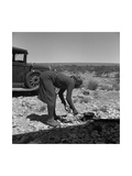 Cooking on the Ground in the Heat