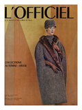 L'Officiel  September 1956 - Ensemble-Cape de Christian Dior en Arakweed de Rodier