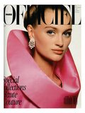 L'Officiel  September 1988 - Thérèse Porte une Cape-Fourreau À Col Corolle de Pierre Cardin