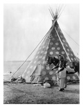 Blackfoot Tepee  c1927