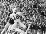 Doug Williams   Throws a Long Pass  1979