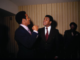 Muhammad Ali with Football Star OJ Simpson  January 1971