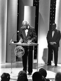 Dr Benjamin E Mays