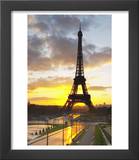 Eiffel Tower at Dawn  Place Trocadero Square  Paris  France