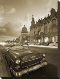 Vintage car on a Havana street