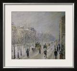 The Effect of Snow on the Boulevard's Appearance