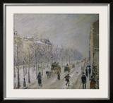 The Effect of Snow on the Boulevard's Appearance