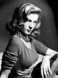 Lauren Bacall  1945