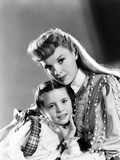 Meet Me in St Louis  Margaret O'Brien  Judy Garland  1944