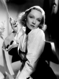 Angel  Marlene Dietrich  1937 