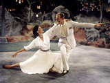 The Band Wagon  Cyd Charisse  Fred Astaire  1953  "Dancing In The Dark" Production Number