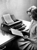 IBM's State of the Art Selectric Typesetting Unit Justifies Type Semi-Automatically