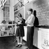 Children's School Clothing in 1943