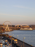 The Seattle Great Wheel  Seattle  Washington  USA
