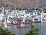 Buildings around Pushkar Lake  Pushkar  Rajasthan  India