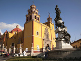 Cathedral of Guanajuato and Fountain  Guanajuato  Mexico