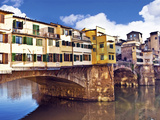 Ponte Vecchio and Arno River  Florence  Tuscany  Italy