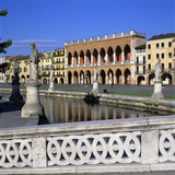 Prato della Valle  Padua  Veneto  Italy  Europe