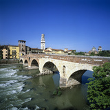 Ponte Pietra and the River Adige  Verona  UNESCO World Heritage Site  Veneto  Italy  Europe