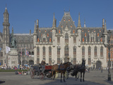 Open Carraige Awaits Passengers on Market Square  Brugge  UNESCO World Heritage Site  Belgium