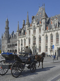 Horse Drawn Carraige Passing Provincial Court Building  Brugge  UNESCO World Heritage Site  Belgium