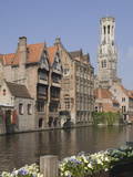 Canal of Traditional Flemish Gables and Belfry  Brugge  UNESCO World Heritage Site  Belgium