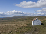 A Bothy on the Upper Slopes of the North Pennines  Cumbria  England  United Kingdom  Europe