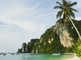 Ton Sai Bay  Ko Phi Phi  Krabi Province  Thailand  Southeast Asia  Asia