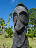 Carved Statue at a Resort on Aore Islet before the Island of Espiritu Santo  Vanuatu  South Pacific