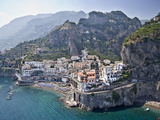 Town at the Waterfront  Amalfi  Atrani  Amalfi Coast  Salerno  Campania  Italy