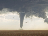 A Classic Spring Tornado Developed from a Supercell Thunderstorm