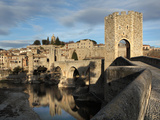 Romanesque bridge over the Fluvia river  Besalu  Girona  Spain