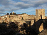 Romanesque bridge over the Fluvia river  Besalu  Girona  Spain