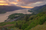Sunrise at Columbia River Gorge
