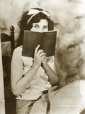 Young girl reading