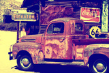 Vieux Camion Ford Dans Un Garage Sur La Route 66