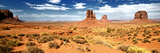 Panoramique De Monument Valley  Aux États Unis À La Frontière De L'Arizona Et De L'Utah IV