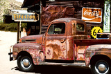 Vieux Camion Ford Dans Un Garage Sur La Route 66 III